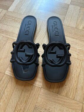 Gucci Black Interlocking G Slide Sandals